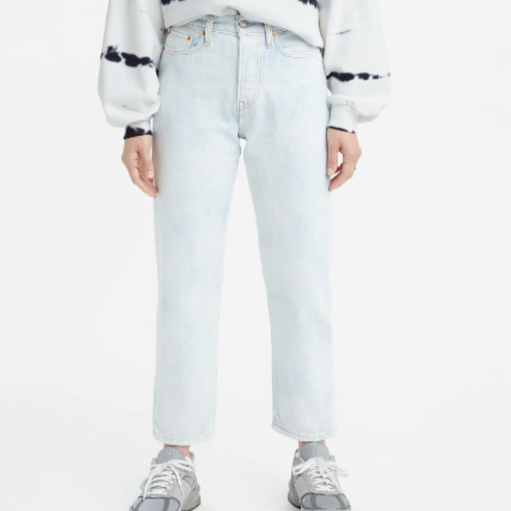 Levi’s Wedgie Straight Jean